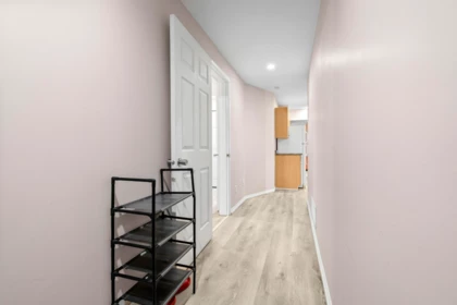 Hallway Photo of 7321 146 Street, Surrey, BC