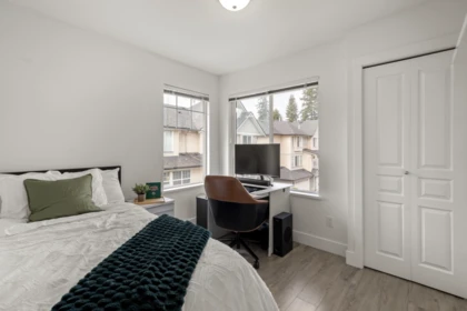 Entry Foyer Photo of 48 8383 159 Street, Surrey, BC