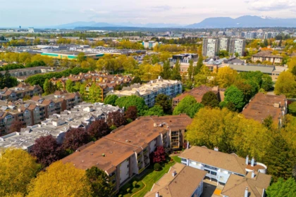 Backyard Photo of 105 5471 Arcadia Road, Richmond, BC
