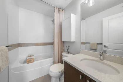 Primary Bathroom Photo of 406 5811 177b Street, Surrey, BC
