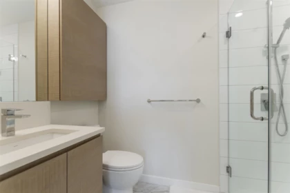 Primary Bathroom Photo of 4903 2108 Gilmore Avenue, Burnaby, BC
