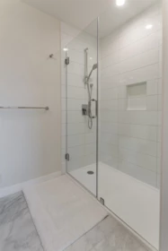 Walk-In Closet Photo of 4903 2108 Gilmore Avenue, Burnaby, BC