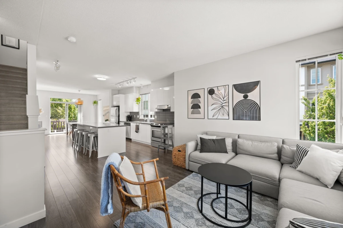 Dining Area Photo of 77 30989 Westridge Place, Abbotsford, BC