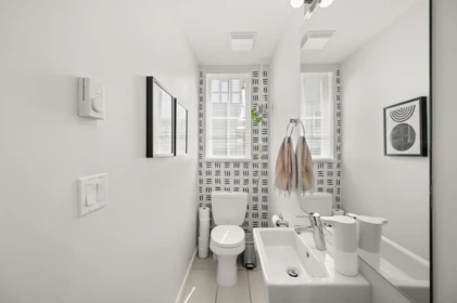Guest Bathroom Photo of 77 30989 Westridge Place, Abbotsford, BC