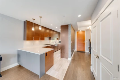 Breakfast Nook Photo of 453 13th Street, West Vancouver, BC