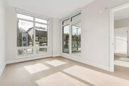 Entry Foyer Photo of 304 3668 W 10th Avenue, Vancouver, BC
