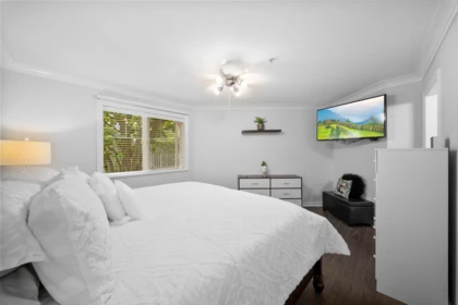 Walk-In Closet Photo of 104 15342 20 Avenue, Surrey, BC