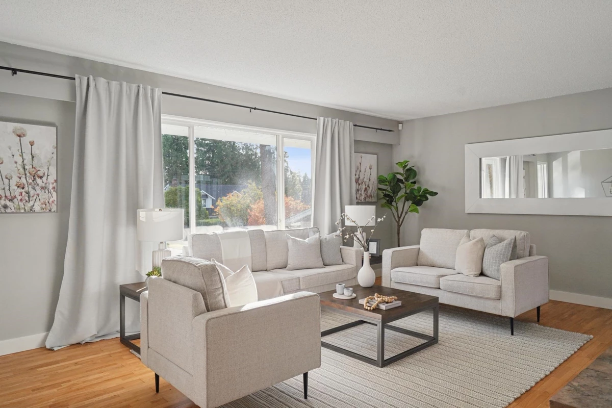 Living Room Photo of 12469 23 Avenue, Surrey, BC
