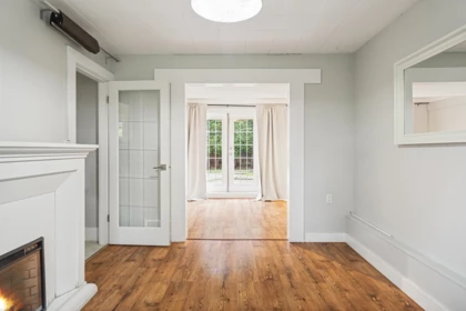 Mudroom Photo of 12469 23 Avenue, Surrey, BC