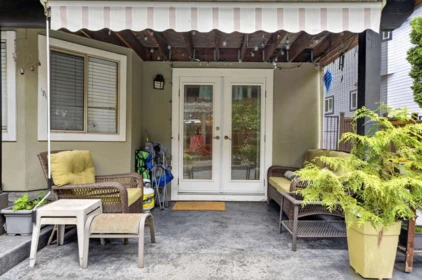 Hot Tub / Spa Photo of 209 Ravine Drive, Port Moody, BC