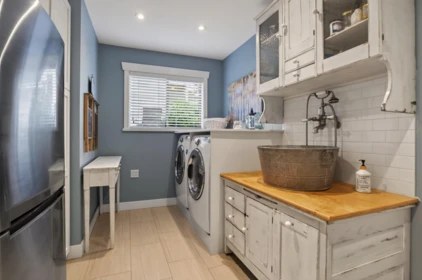 Powder Room Photo of 209 Ravine Drive, Port Moody, BC