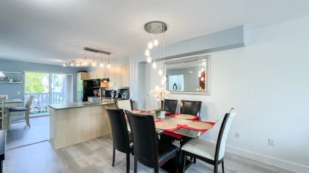 Primary Bedroom Photo of 5 15871 85 Avenue, Surrey, BC