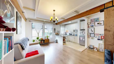 Kitchen Photo of 54 777 Burrard Street, Vancouver, BC