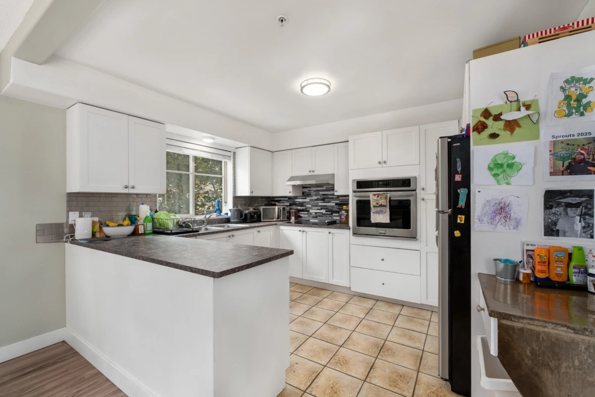 Dining Area Photo of 2 1449 Vine Road, Pemberton, BC