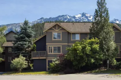 Front Yard Photo of 2 1449 Vine Road, Pemberton, BC