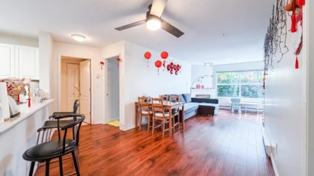 Kitchen Photo of 119 5880 Dover Crescent, Richmond, BC