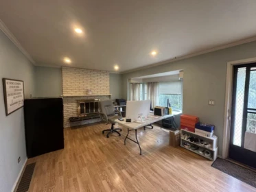Kitchen Island Photo of 10207 127 Street, Surrey, BC