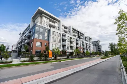 104 7936 206 Street, Langley, BC, Langley — Apartment/Condo for sale
