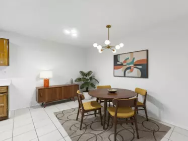 Kitchen Island Photo of 111 588 E 5 Avenue, Vancouver, BC