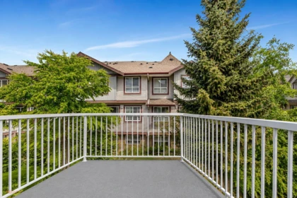 Powder Room Photo of 15 12730 66 Avenue, Surrey, BC