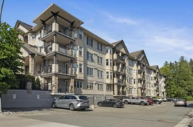 215 5438 198 Street, Langley, BC