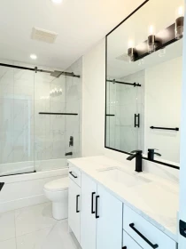 Hallway Photo of 2026 E 32nd Avenue, Vancouver, BC