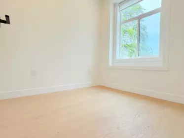 Walk-In Closet Photo of 2026 E 32nd Avenue, Vancouver, BC