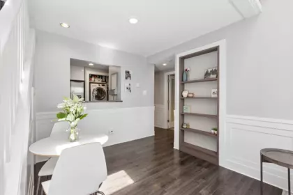 Walk-In Closet Photo of 303 1702 Chesterfield Avenue, North Vancouver, BC