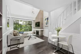 303 1702 Chesterfield Avenue, North Vancouver, BC