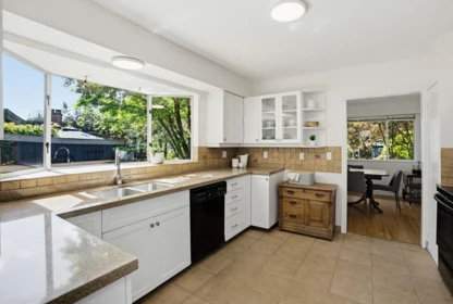 Pantry Photo of 3665 Edgemont Boulevard, North Vancouver, BC