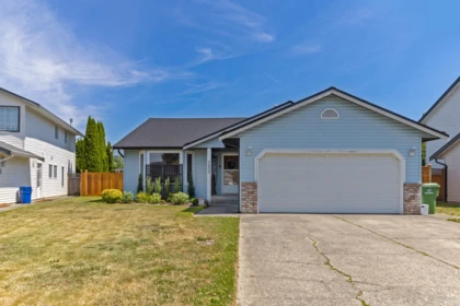 5856 Glendale Drive, Chilliwack, BC, Chilliwack — Single Family Residence for sale