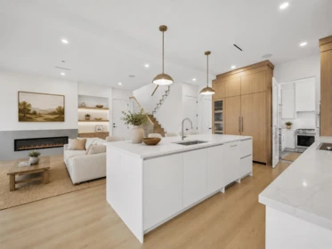 Kitchen Island Photo of 6067 44a Avenue, Ladner, BC