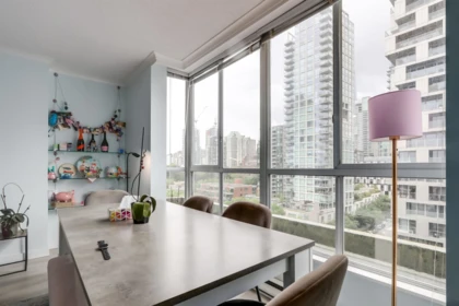 Kitchen Island Photo of 1401 1500 Howe Street, Vancouver, BC