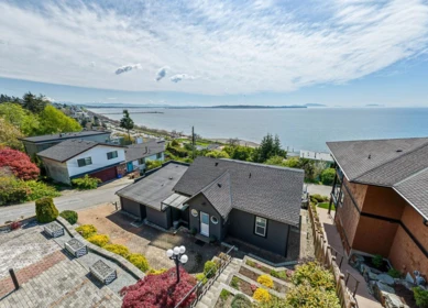 Mudroom Photo of 14535 Sunset Drive, White Rock, BC