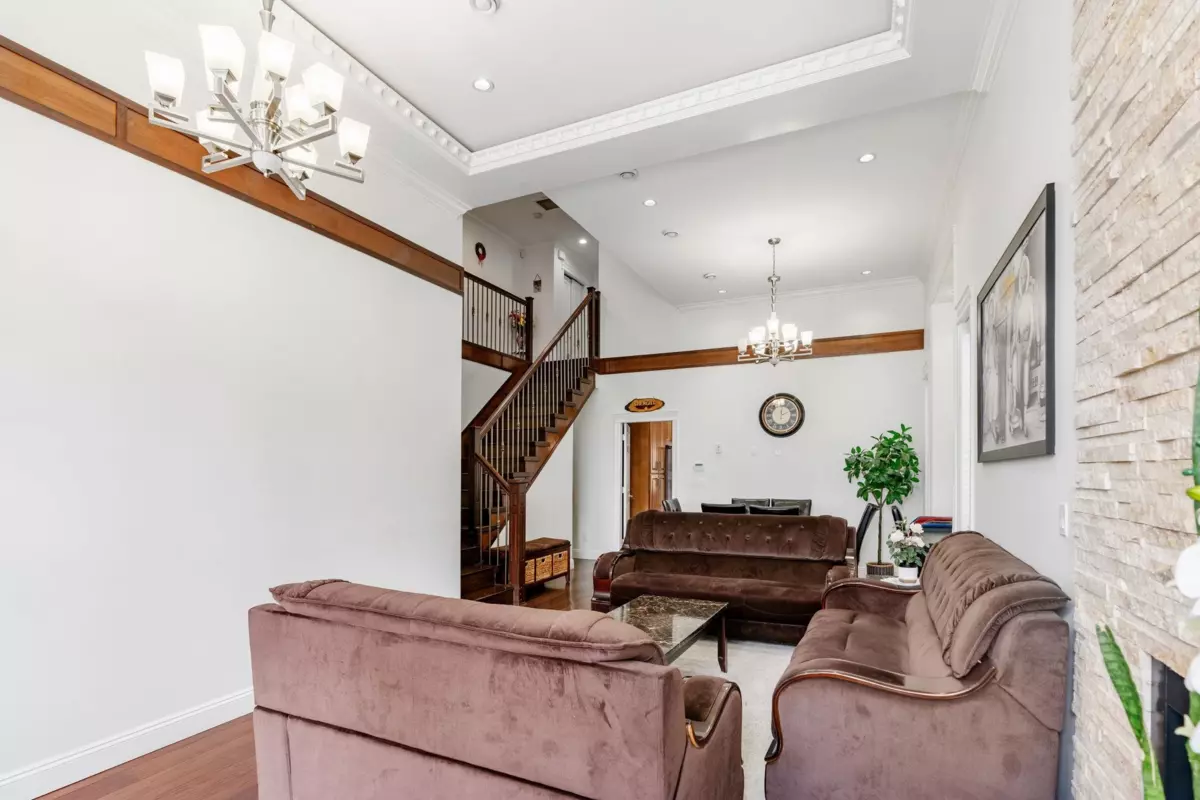 Family Room Photo of 11641 75a Avenue, Delta, BC