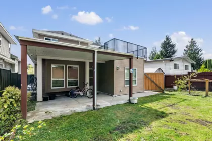Staircase Photo of 11641 75a Avenue, Delta, BC