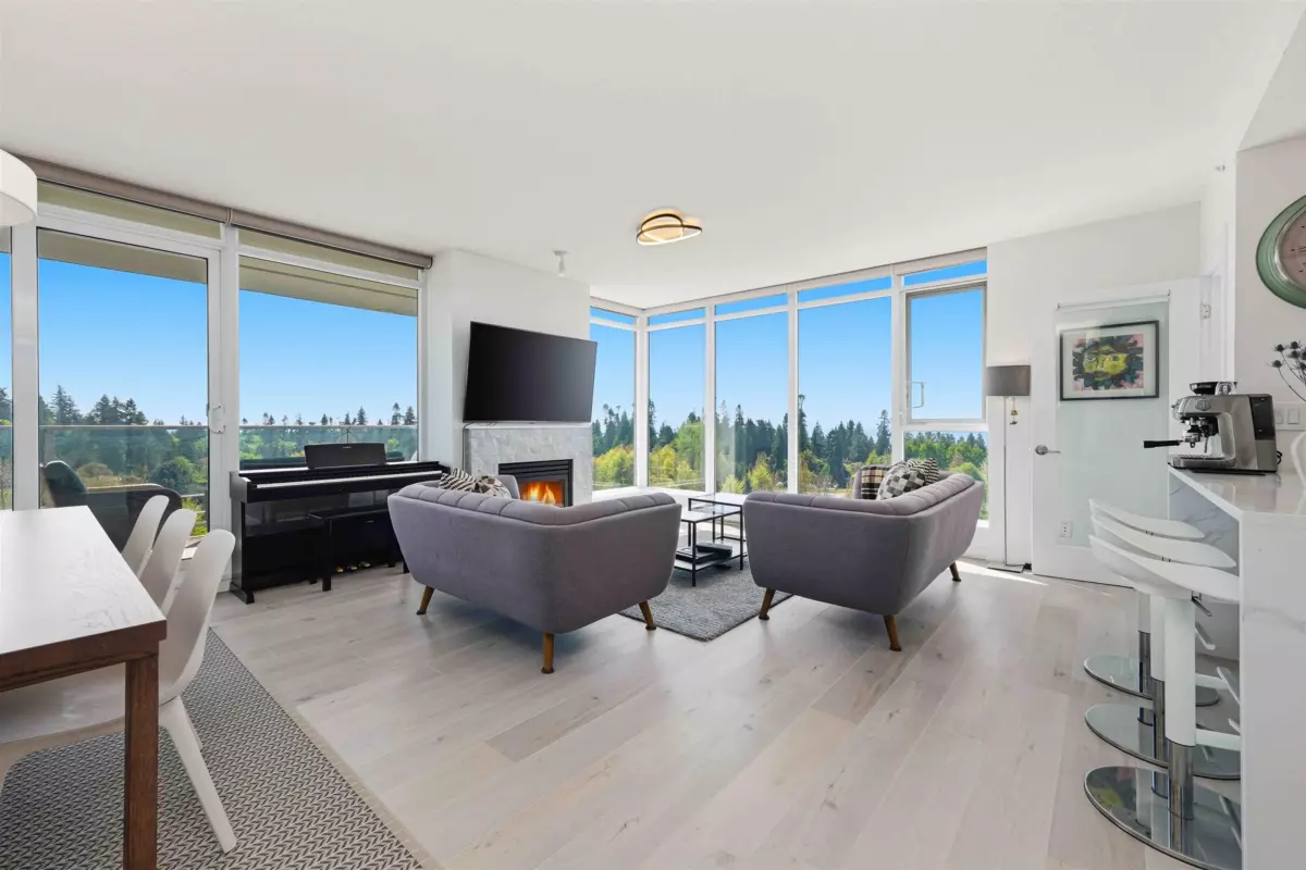 Living Room Photo of 905 2688 West Mall, Vancouver, BC