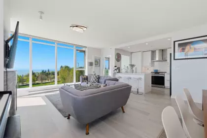 Kitchen Photo of 905 2688 West Mall, Vancouver, BC