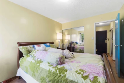 Breakfast Nook Photo of 402 2920 Ash Street, Vancouver, BC