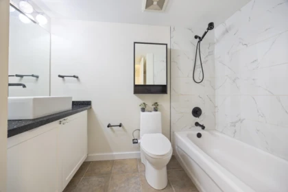 Guest Bathroom Photo of 207 14877 100 Avenue, Surrey, BC