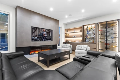 Breakfast Nook Photo of 14295 73a Avenue, Surrey, BC
