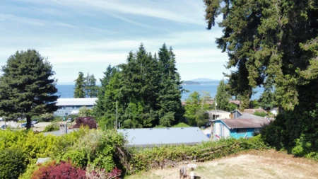 4731 Laurel Avenue, Sechelt, BC, Sechelt — Single Family Residence for sale