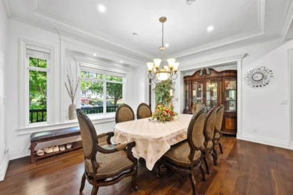 Breakfast Nook Photo of 16418 36a Avenue, Surrey, BC