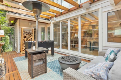 Hot Tub / Spa Photo of 420 W 17th Avenue, Vancouver, BC