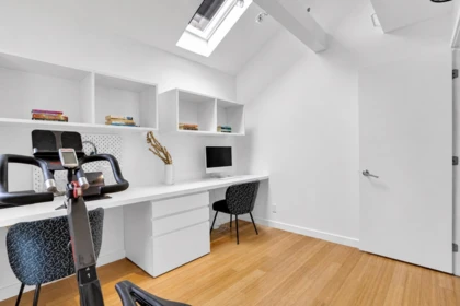 Mudroom Photo of 420 W 17th Avenue, Vancouver, BC