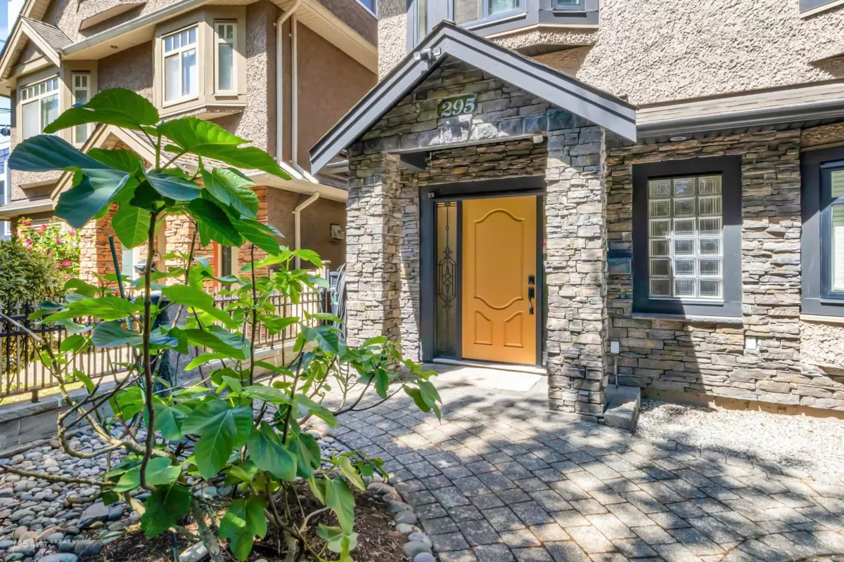 Exterior Rear Photo of 295 W 63rd Avenue, Vancouver, BC