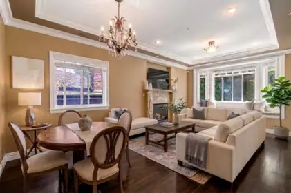 Kitchen Photo of 295 W 63rd Avenue, Vancouver, BC