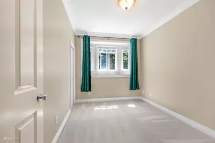 Primary Bedroom Photo of 295 W 63rd Avenue, Vancouver, BC
