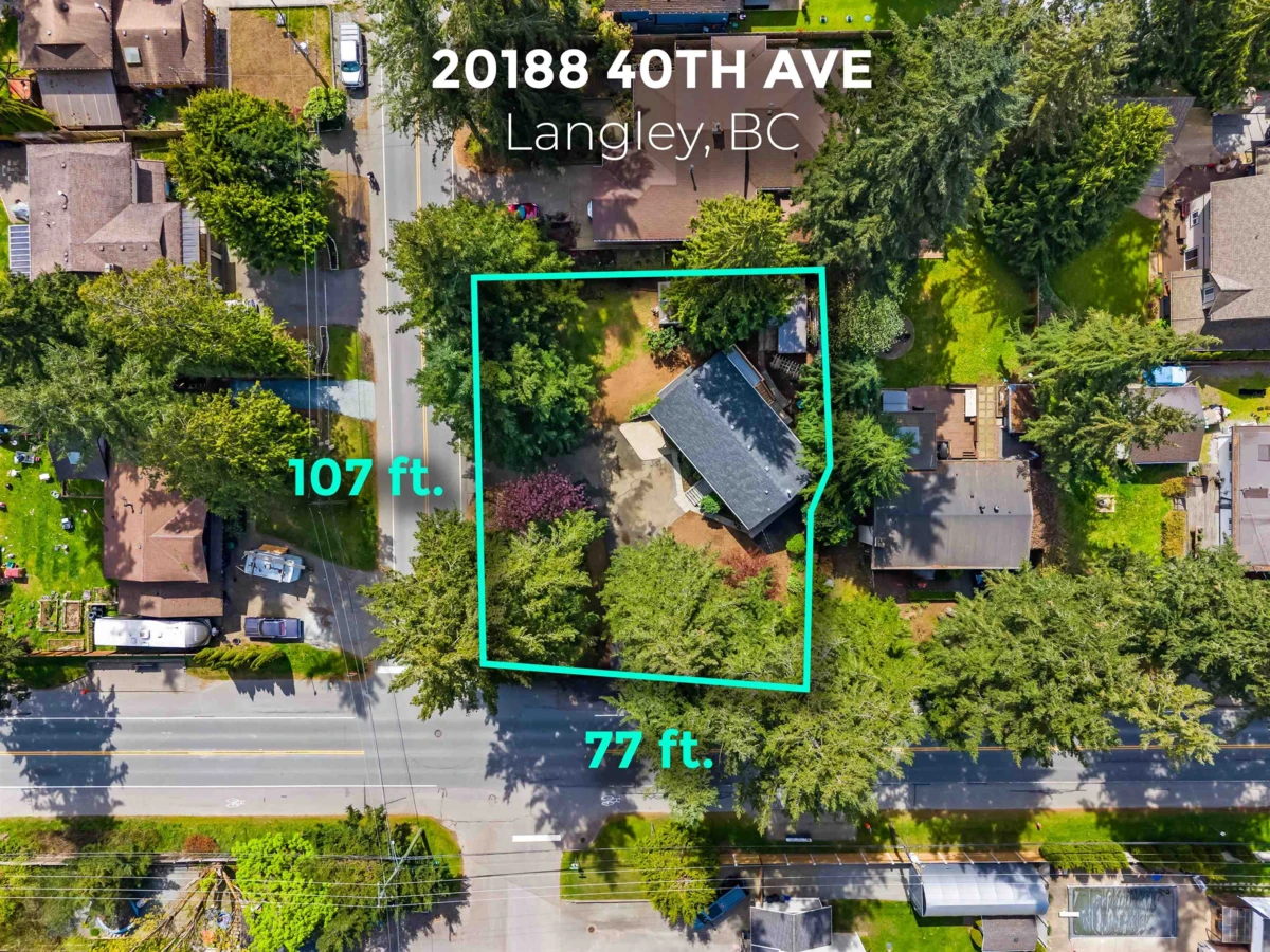Living Room Photo of 20188 40 Avenue, Langley, BC