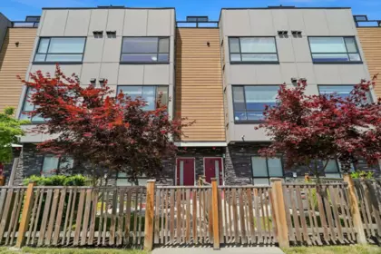 14 19631 55a Avenue, Langley, BC, Langley — Townhouse for sale